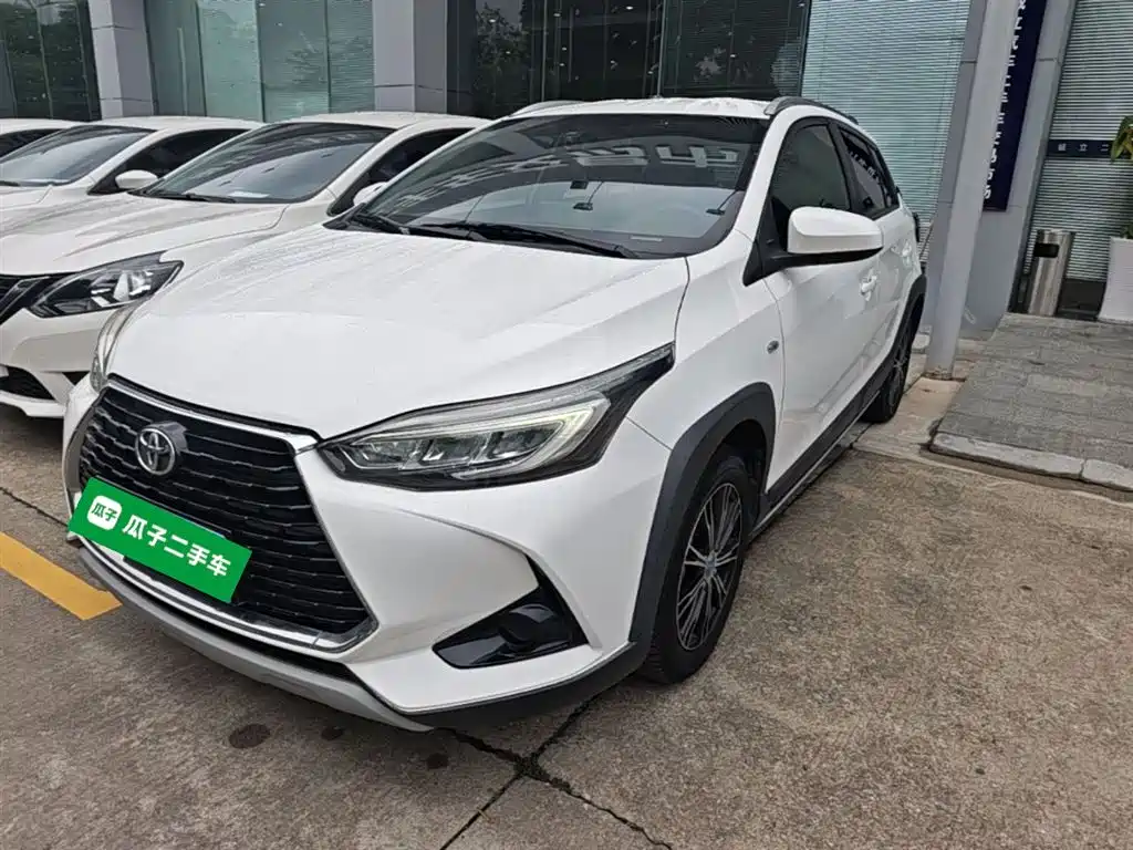 Toyota Yaris L 2021 — фото 2