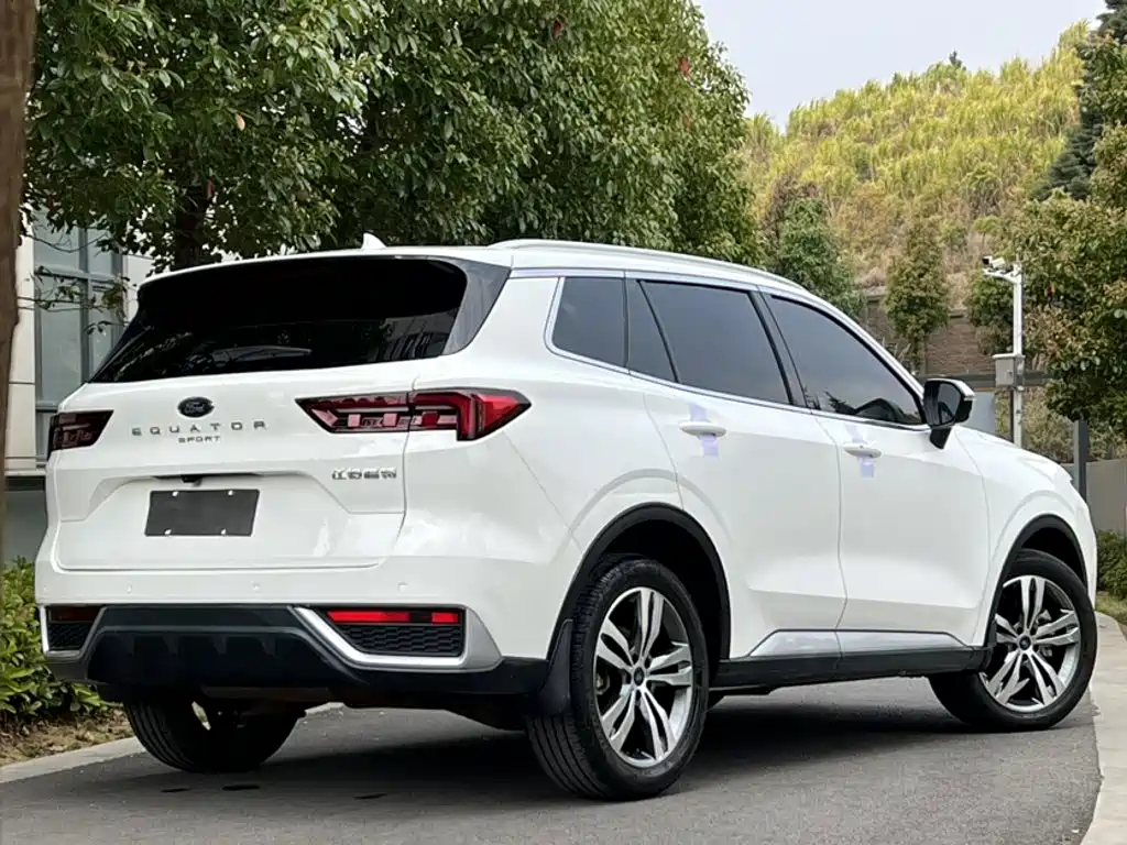 Ford Territory 2022 — фото 20