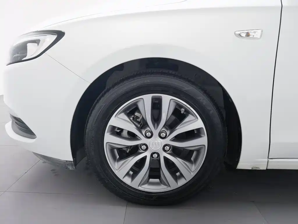 Buick Excelle GT 2021 — фото 17