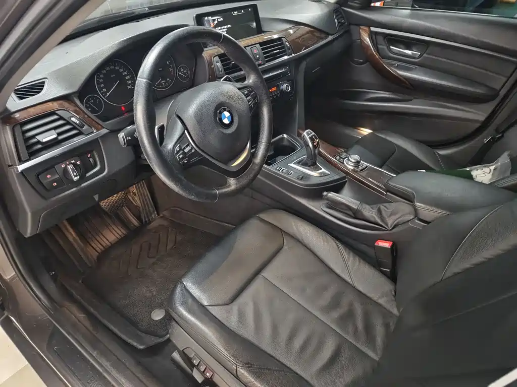 BMW 3 Series 2014 — фото 10