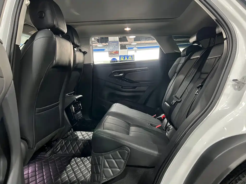 Land Rover Evoque 2022 — фото 8