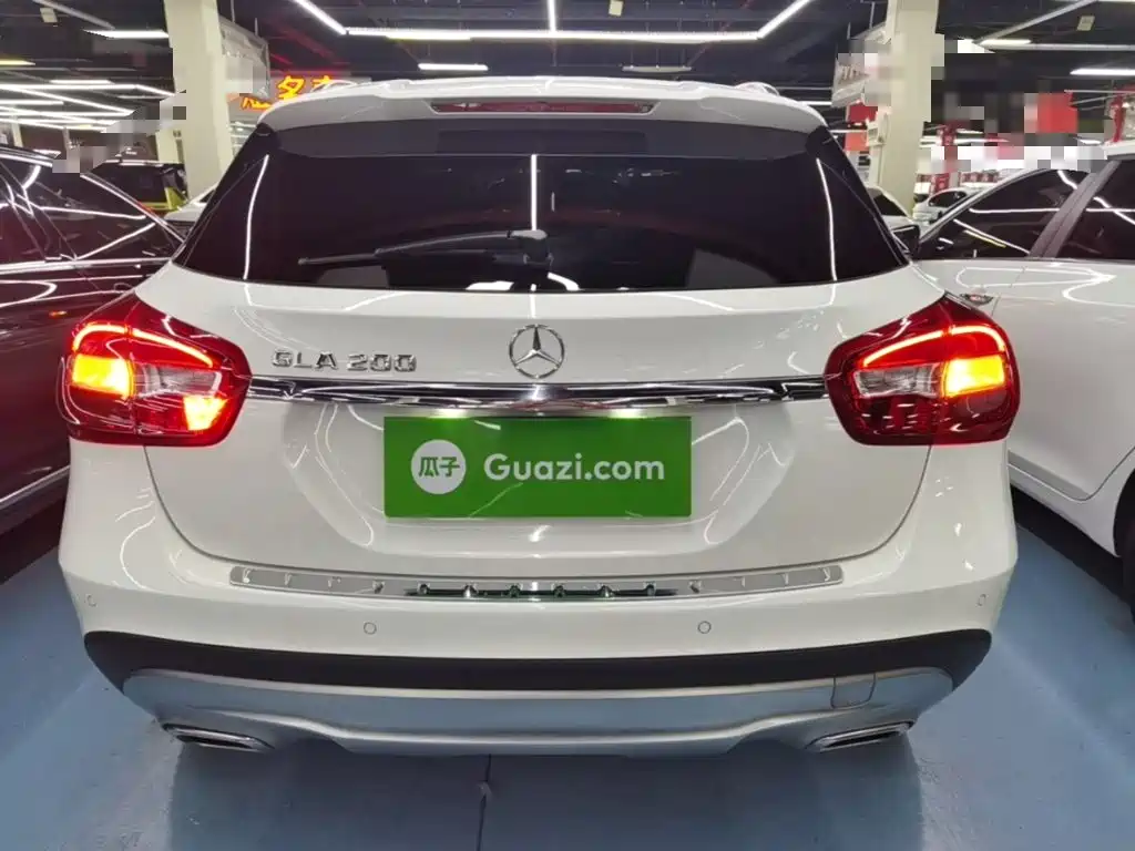 Mercedes-Benz GLA 2016