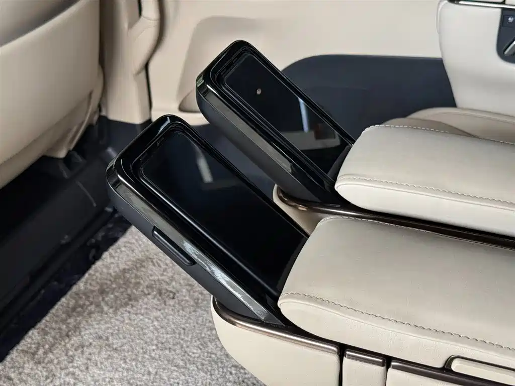 Toyota Vellfire 2025 — фото 20