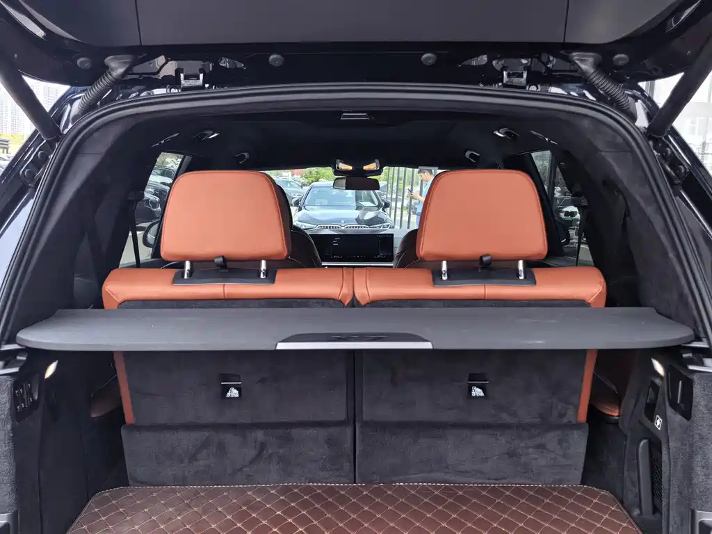 BMW X7 2026 — фото 11
