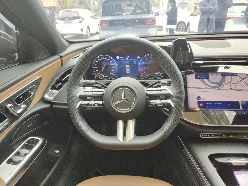 Mercedes-Benz E-Class 2024