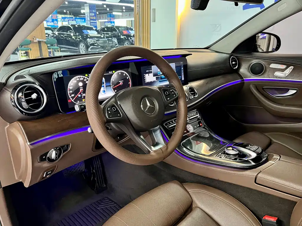 Mercedes-Benz E-Class 2017 — фото 8