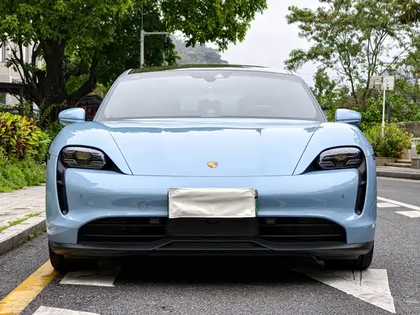 Porsche Taycan 2019