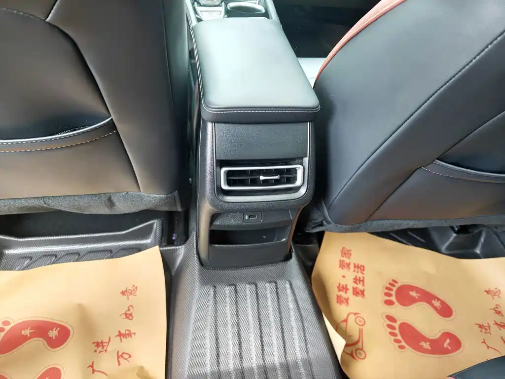 Changan Escape 2023 — фото 12