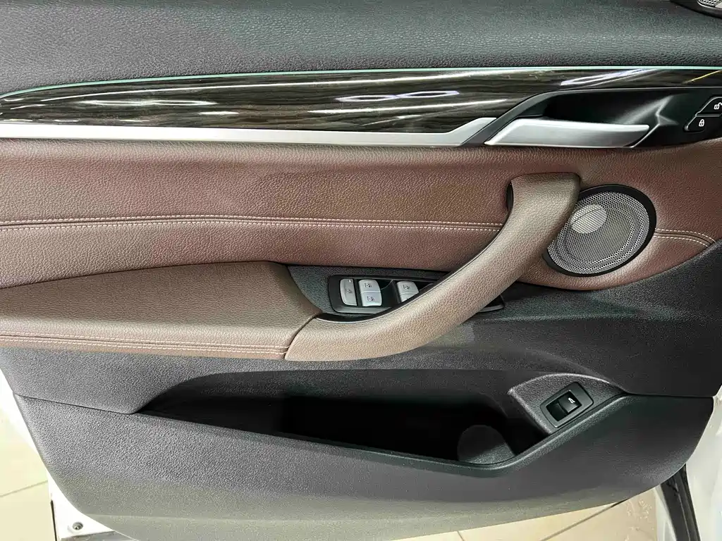 BMW X1 2023 — фото 8
