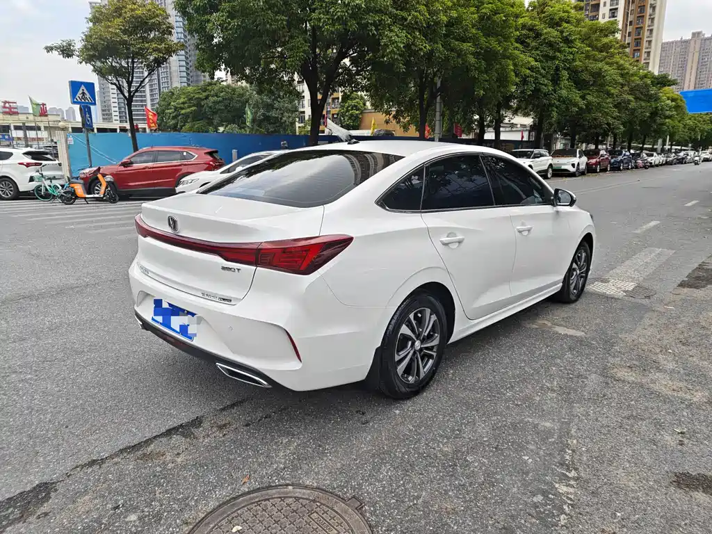 Changan Escape 2023 — фото 13