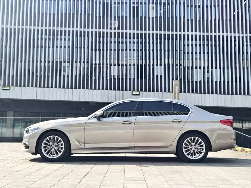 BMW 5 Series 2020