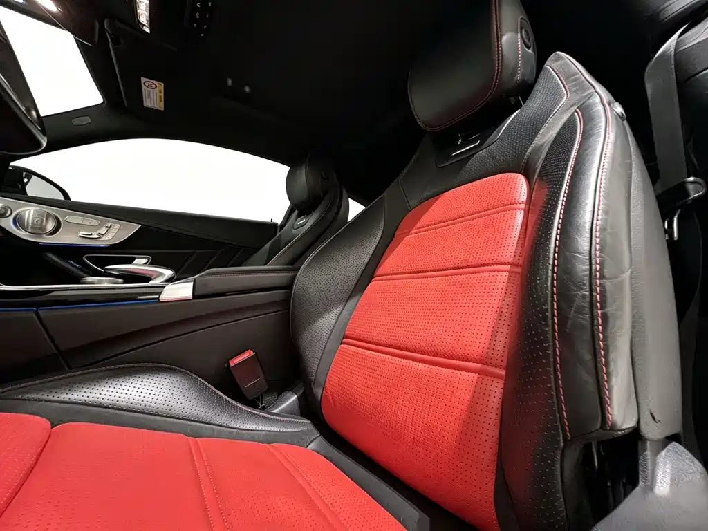 Mercedes-Benz C-Class AMG 2018 — фото 11