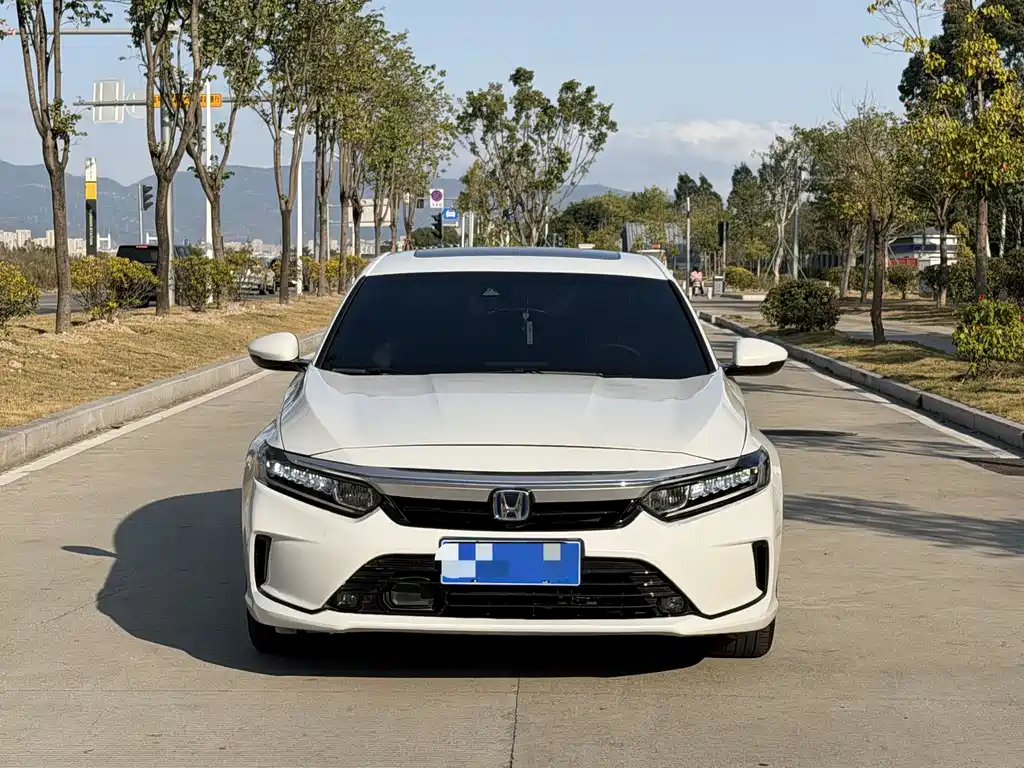 Honda Inspire 2023 — фото 2