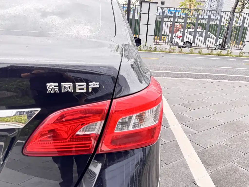 Nissan Sylphy 2023 — фото 26