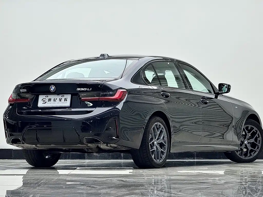 BMW 3 Series 2025 — фото 10