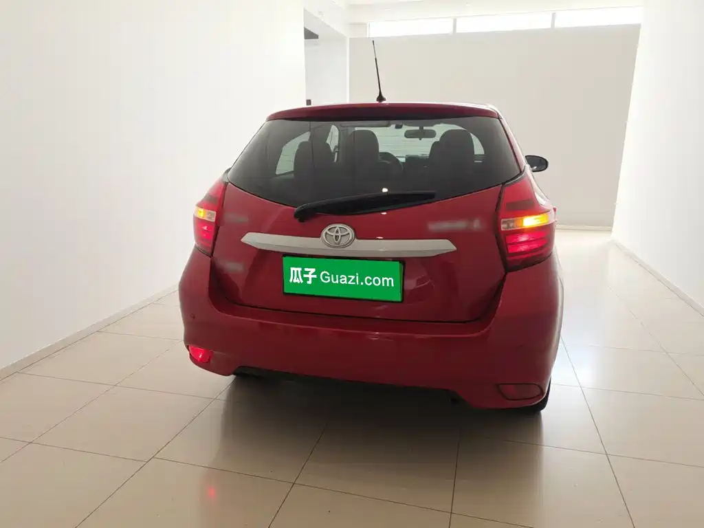 Toyota Yaris L 2017