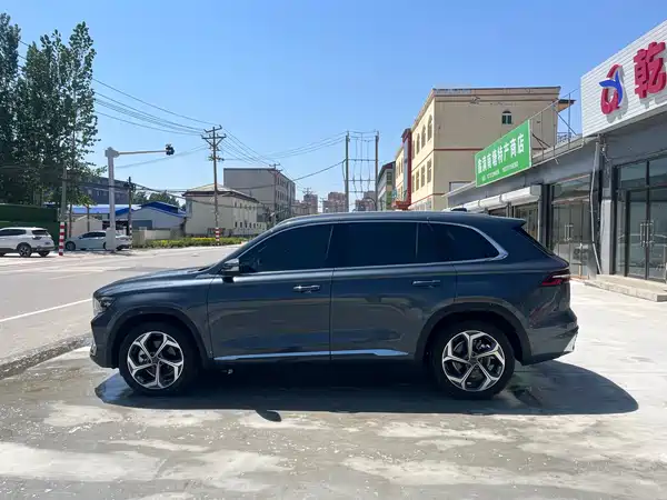 Geely Xingyue L 2024
