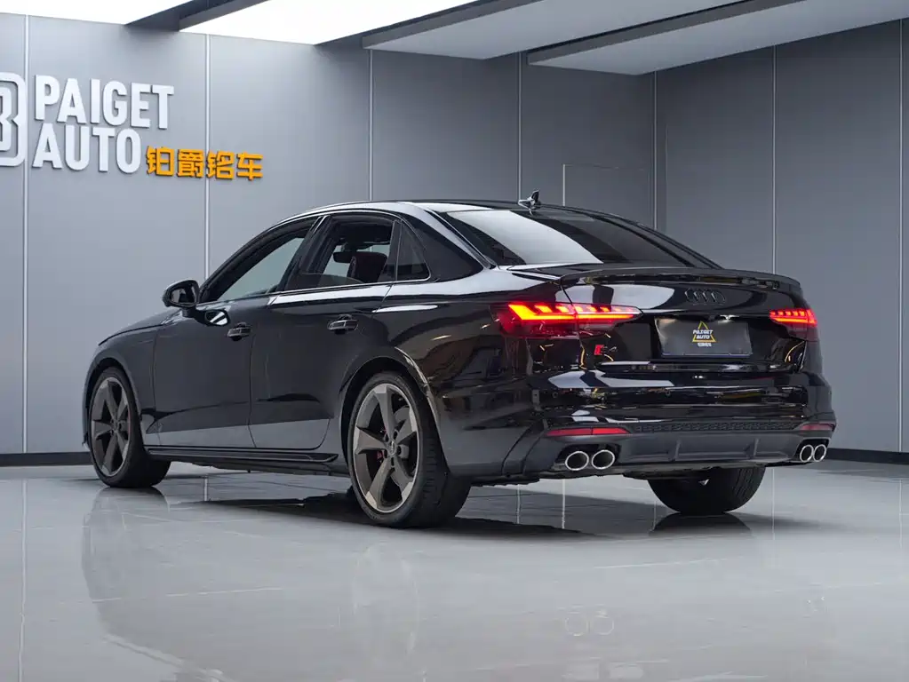 Audi S4 2023
