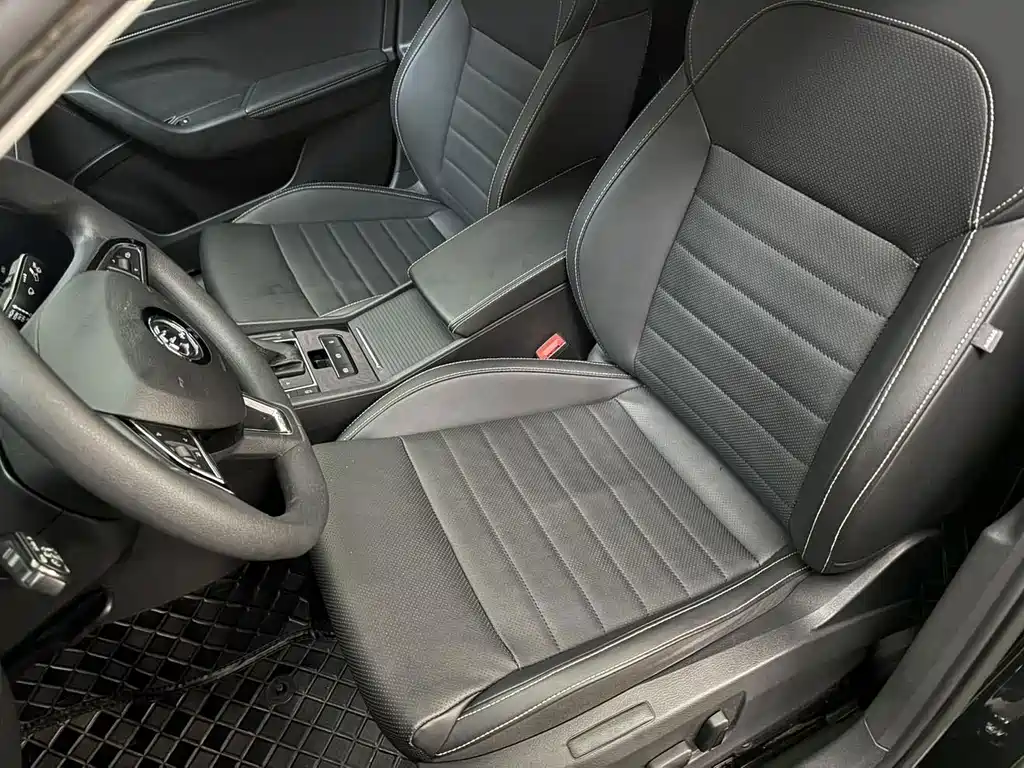 Skoda Superb 2023 — фото 10