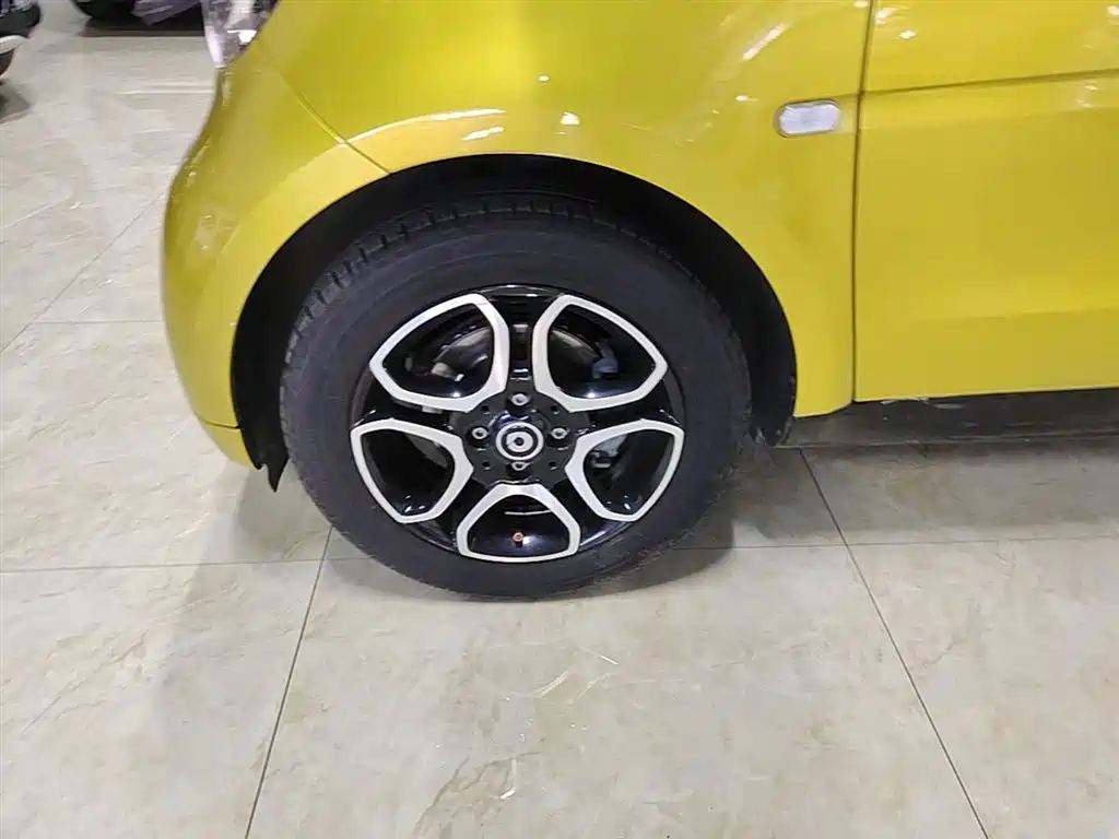 smart Fortwo 2016 — фото 24