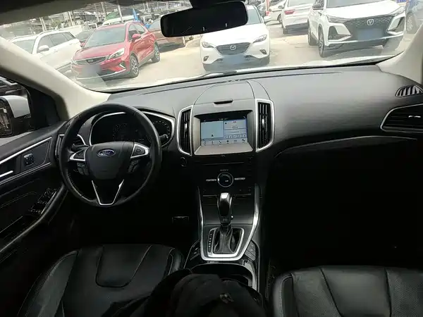 Ford Edge 2018
