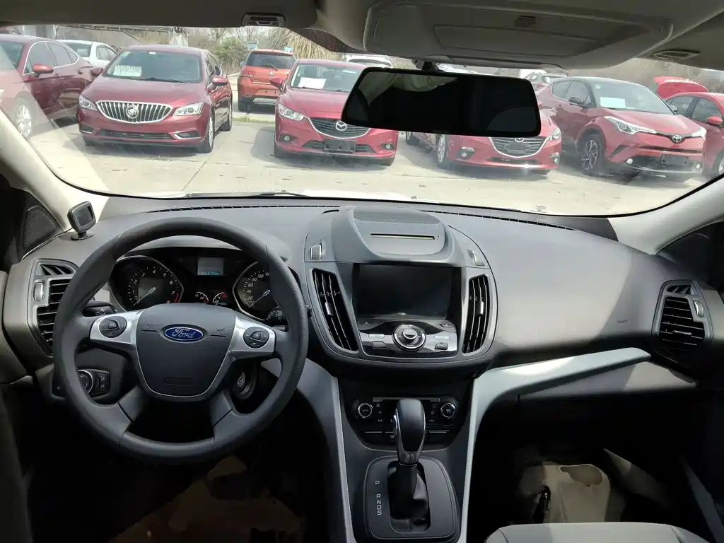 Ford Kuga 2016