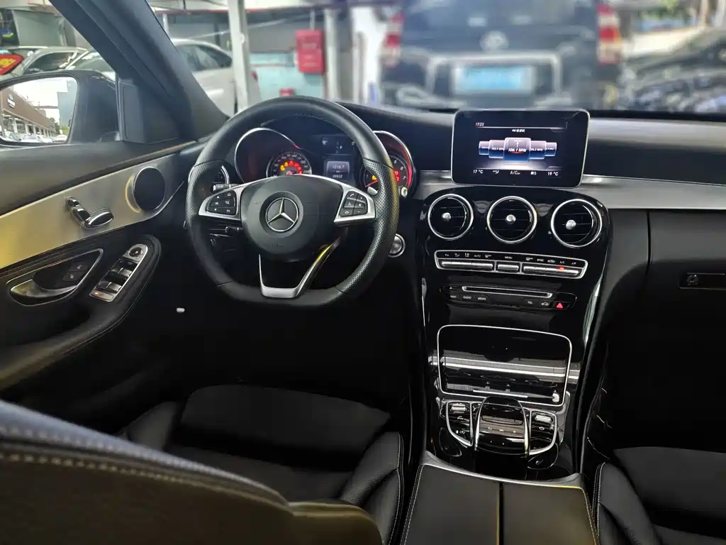 Mercedes-Benz C-Class 2017 — фото 3