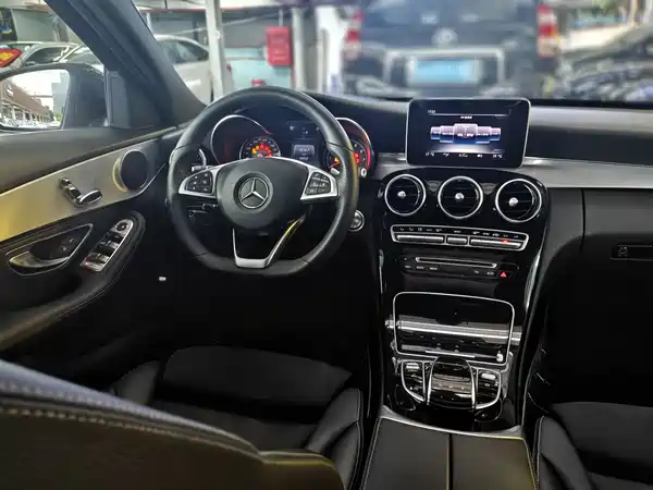 Mercedes-Benz C-Class 2017