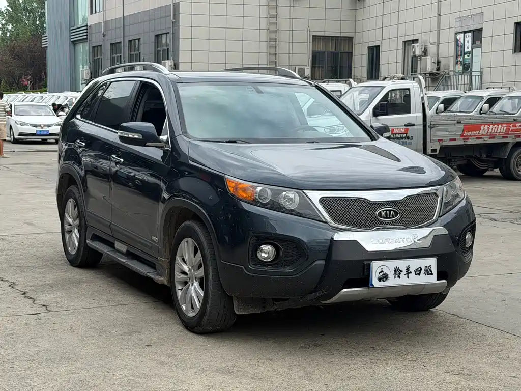 Kia Sorento 2012 — фото 3