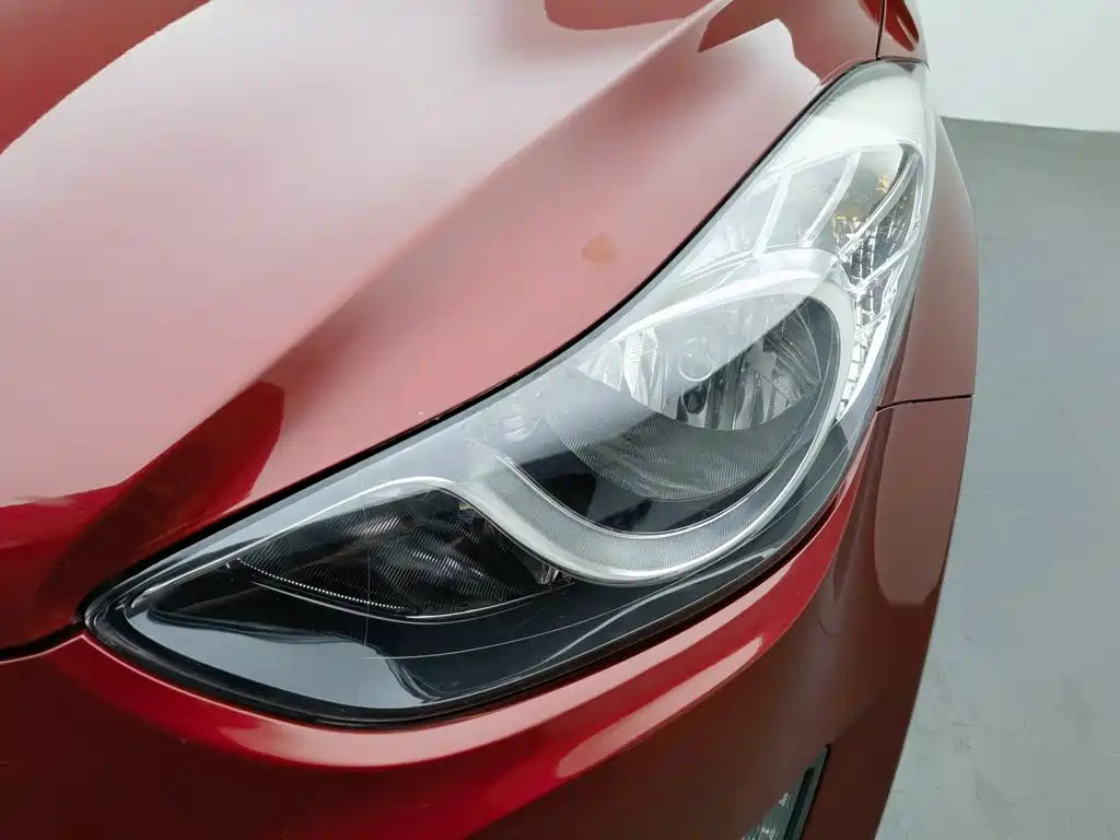 Hyundai Elantra Langdong 2015 — фото 7