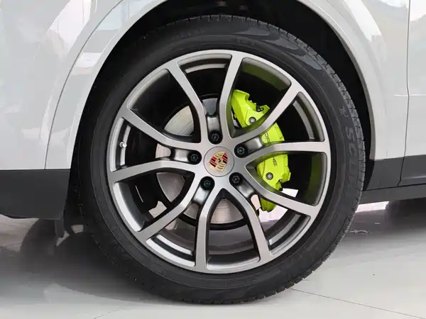 Porsche Cayenne New Energy 2022