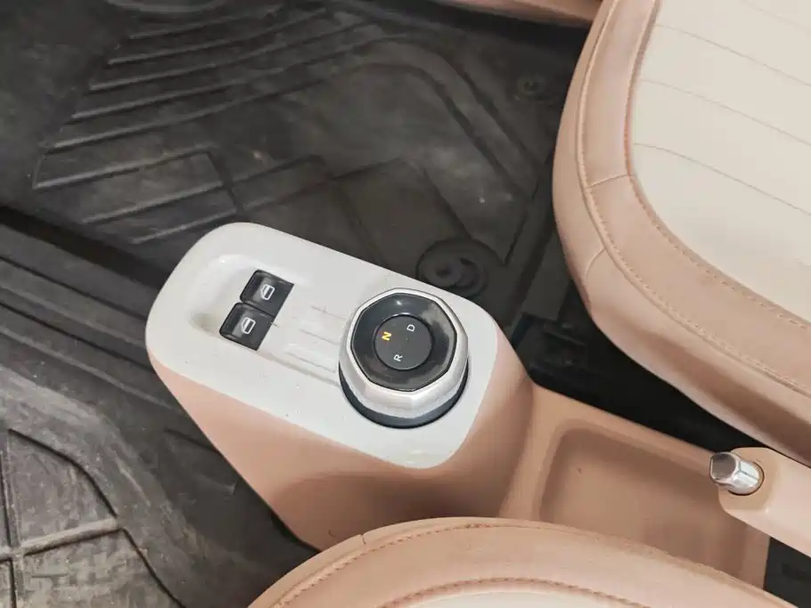 Geely Galaxy Panda 2023 — фото 16