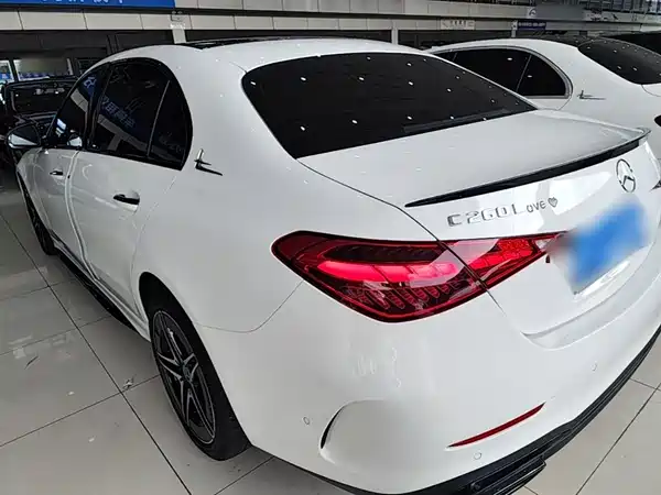 Mercedes-Benz C-Class 2023