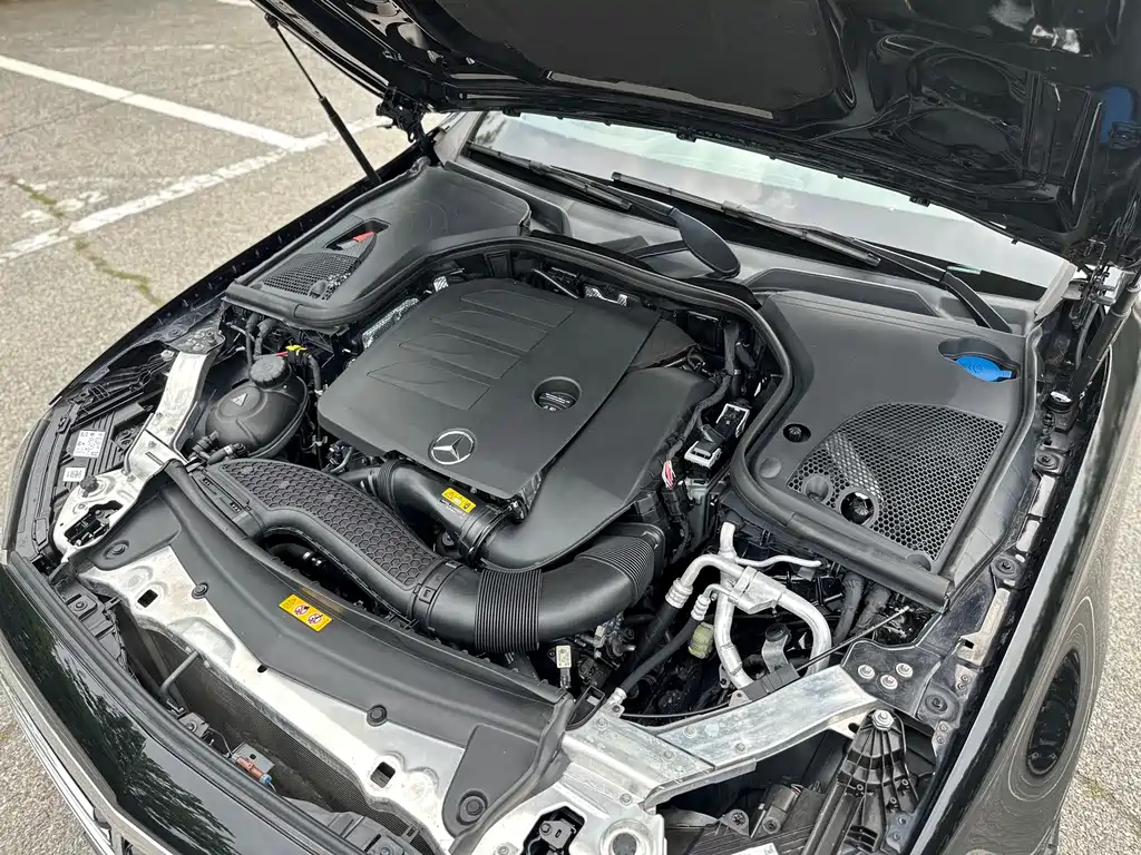 Mercedes-Benz E-Class 2022 — фото 45