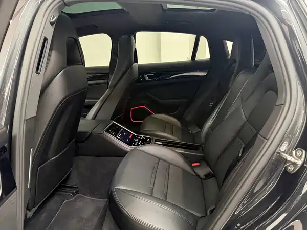 Porsche Panamera 2018
