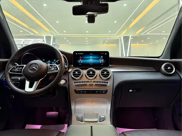 Mercedes-Benz GLC 2020