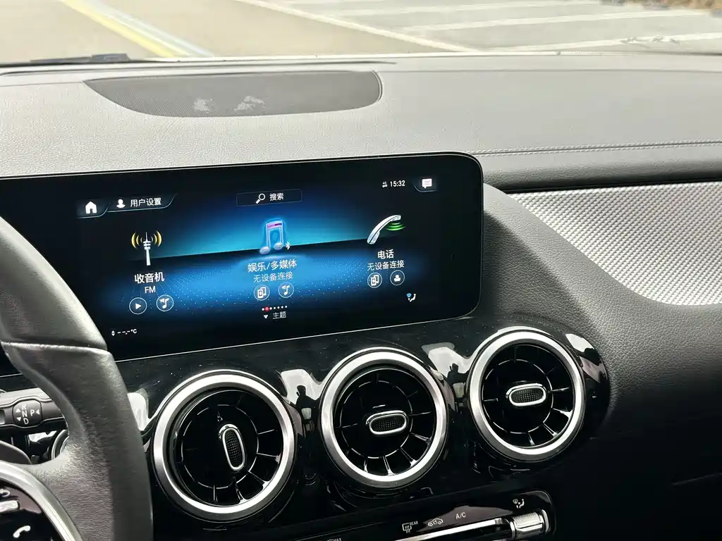 Mercedes-Benz GLA 2022 — фото 9