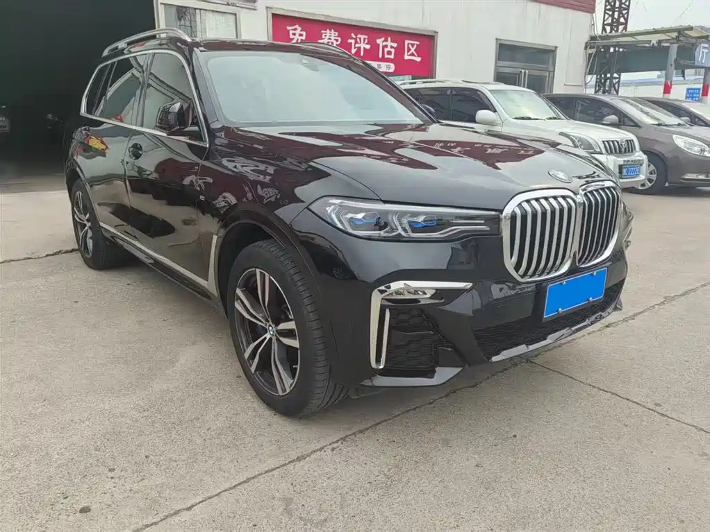 BMW X7 2022 — фото 3