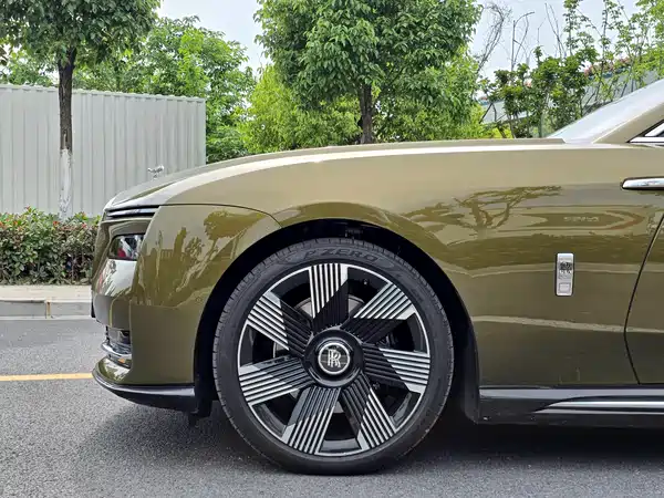 Rolls-Royce The Shining 2026