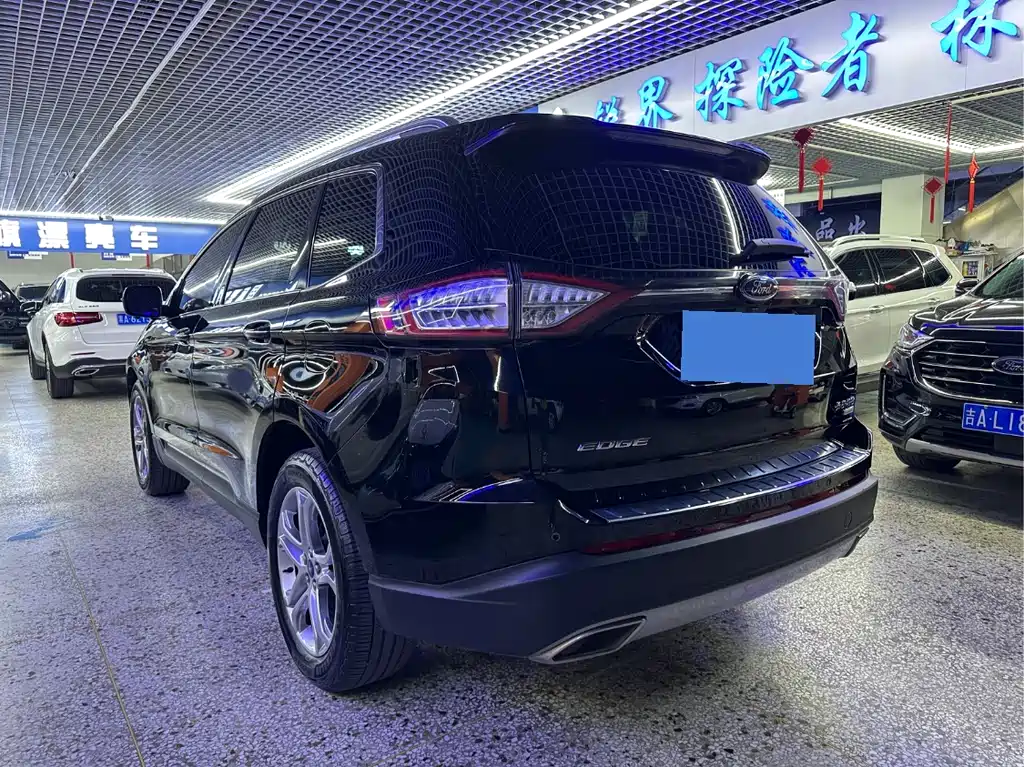 Ford Edge 2019 — фото 4