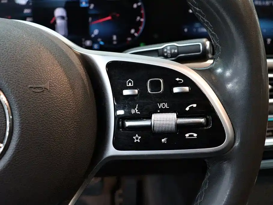 Mercedes-Benz GLE 2020 — фото 16