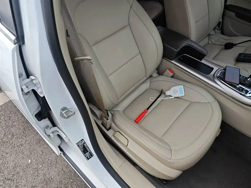 Chevrolet Malibu 2015 — фото 25