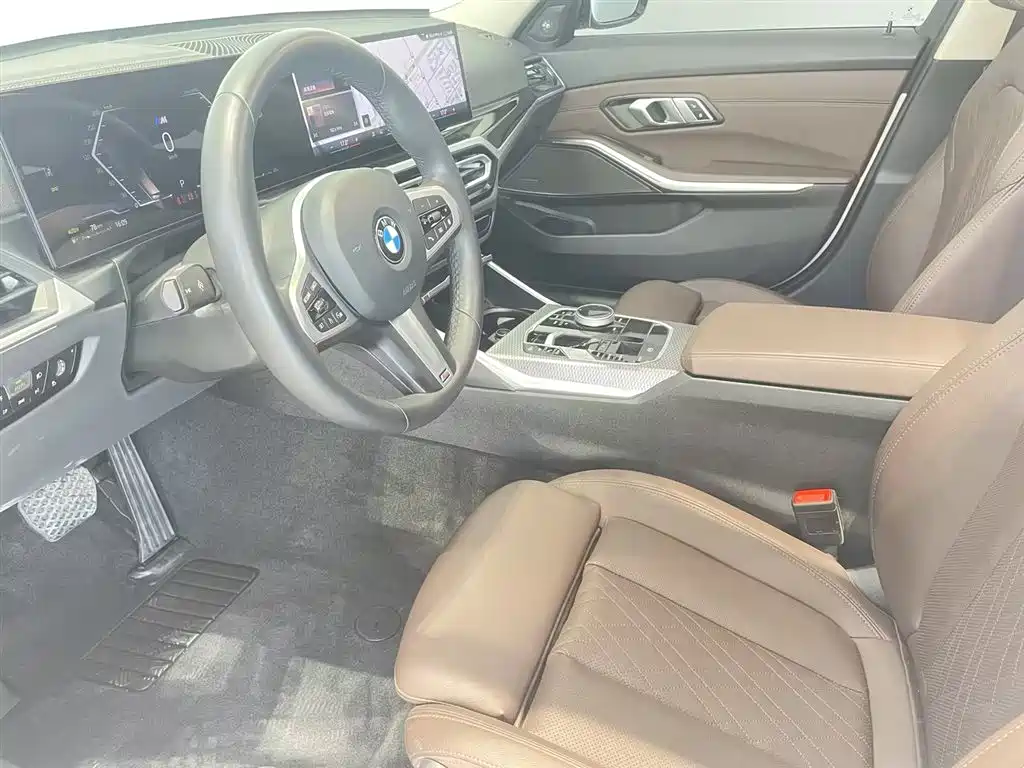 BMW 3 Series 2023 — фото 10