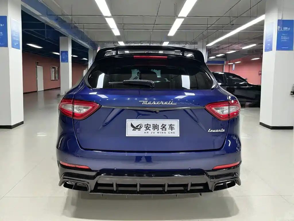 Maserati Levante 2018 — фото 6