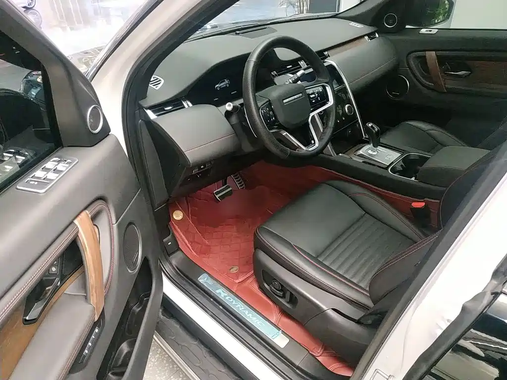 Land Rover Discovery Sport 2023 — фото 16