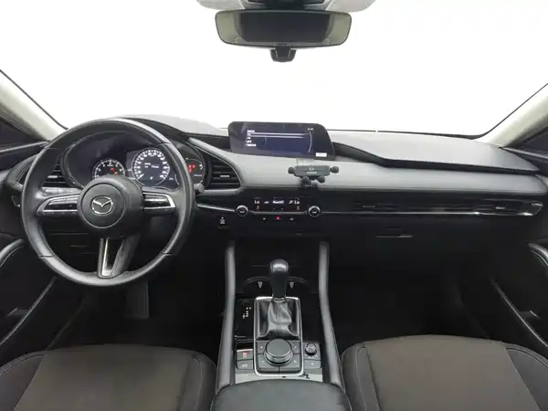 Mazda 3 Axela 2022