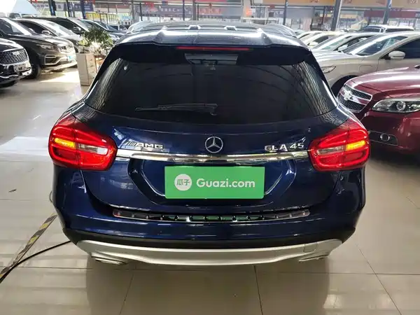 Mercedes-Benz GLA 2016