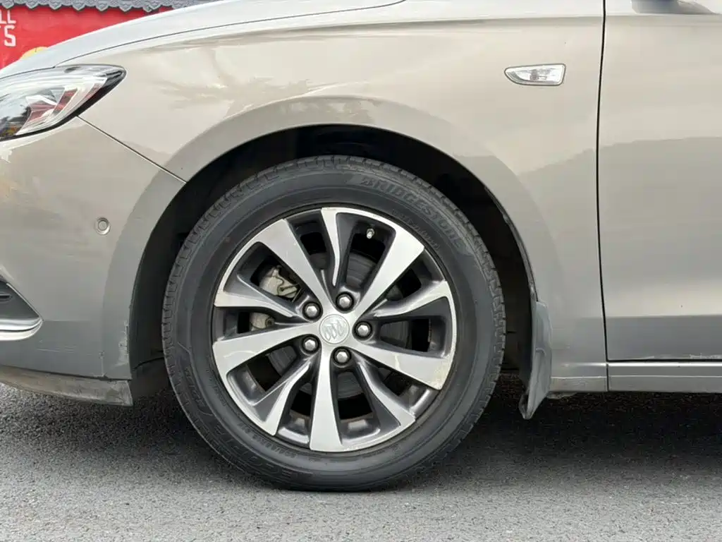 Buick Excelle 2018 — фото 17