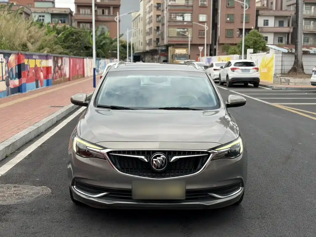 Buick Excelle 2018 — фото 10