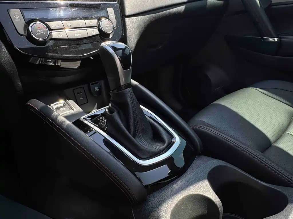 Nissan Qashqai 2022 — фото 13